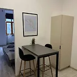 Apartment Vip Virmenska Street *