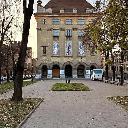 Apartment Apartment Vip Virmenska Street