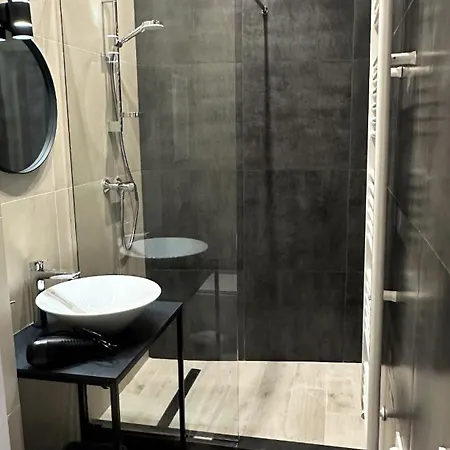 Apartment Vip Virmenska Street *