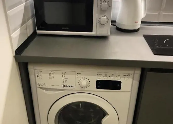 Vip Virmenska Street 利沃夫