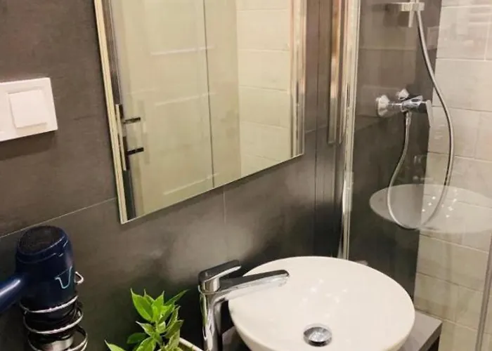 Vip Virmenska Street