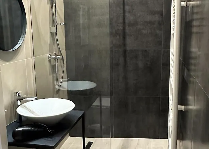 Apartment Vip Virmenska Street *