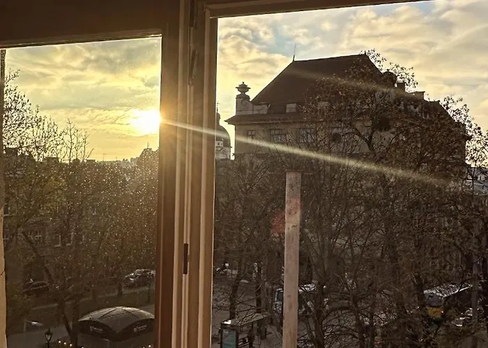 Apartment Vip Virmenska Street *